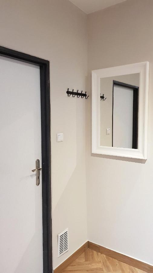 Cozy & Fun Rooms Wojewodzka, Chopina, Damrota คาโตวีตเซ ภายนอก รูปภาพ