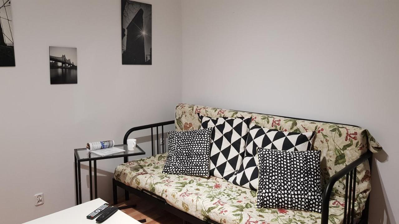 Cozy & Fun Rooms Wojewodzka, Chopina, Damrota คาโตวีตเซ ภายนอก รูปภาพ
