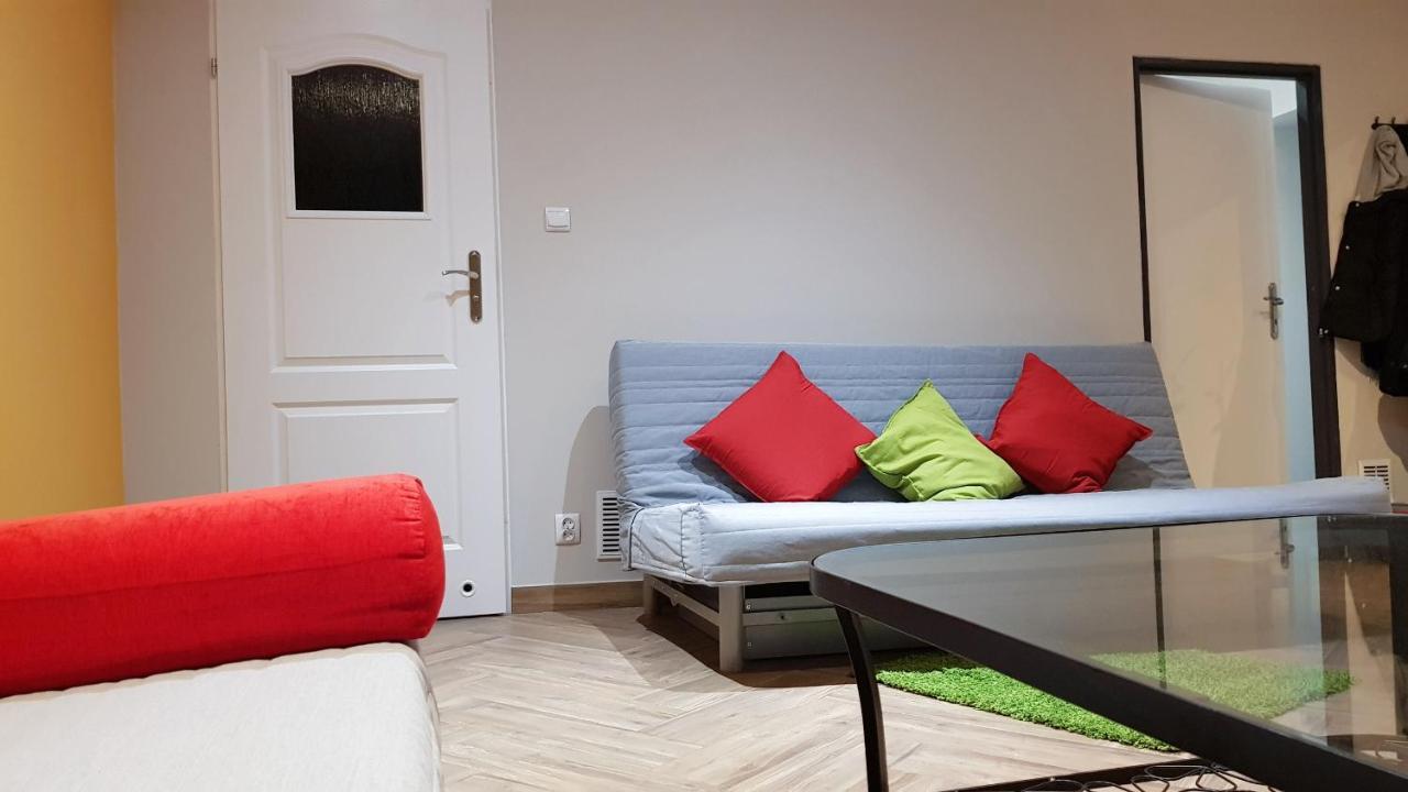 Cozy & Fun Rooms Wojewodzka, Chopina, Damrota คาโตวีตเซ ภายนอก รูปภาพ
