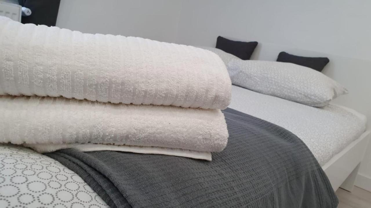 Cozy & Fun Rooms Wojewodzka, Chopina, Damrota คาโตวีตเซ ภายนอก รูปภาพ